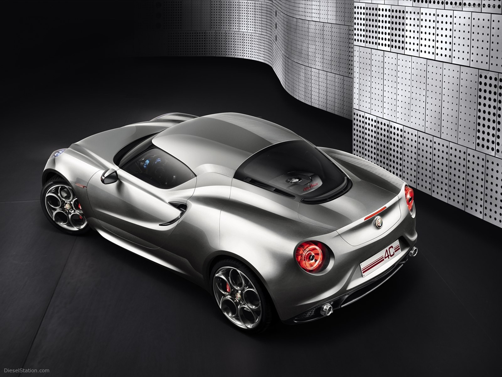 Alfa Romeo 4C Concept 2013